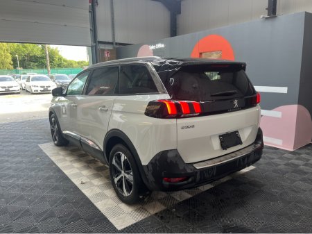 2020 Peugeot 5008 PEUGEOT 5008 AUTOMATIC 7 SEATER 2.0 DIESEL CROSS CITY / HEATED SEATS , REVERSE CAMERA , ADAPTIVE CRUISE & MORE €31,950