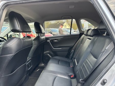 2023 Toyota Rav4 RAV4 HYBRID SOL 4DR AUTO €38,000 thumbnail