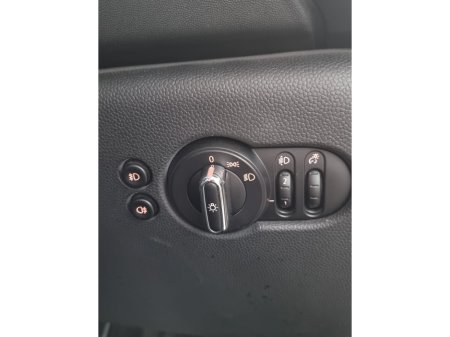 2014 MINI Hatch - thumbnail 18