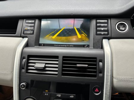 2019 Land Rover Discovery Sport 2.0D 240PS AWD Auto SE €24,950 thumbnail