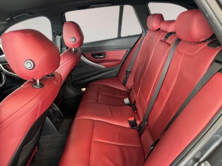 2015 BMW 3 Series - thumbnail 16