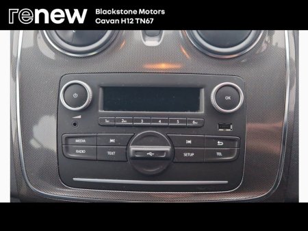 2021 Dacia Sandero Stepway Blue dCi 95 STEPWAY Alternative €13,950 thumbnail