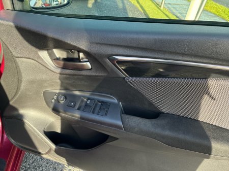 2017 Honda Fit 1.5L Petrol Hybrid Automatic thumbnail