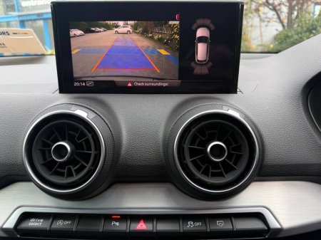 2019 Audi Q2 - thumbnail 7