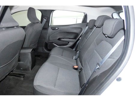 2022 Renault Clio 1.0 TCE ICONIC 90BHP 6SPD *SAT NAV*REAR PARK SENSORS* €16,490 thumbnail