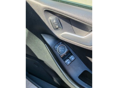 2018 Ford Fiesta - thumbnail 9