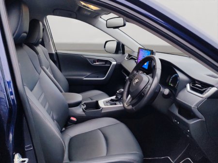 2023 Toyota Rav4 2.5 Hybrid Sol 2WD €38,950 thumbnail