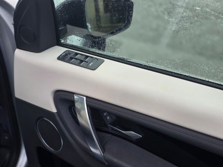 2020 Land Rover Discovery Sport - thumbnail 14