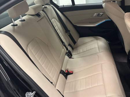 2021 BMW 3 Series - thumbnail 11