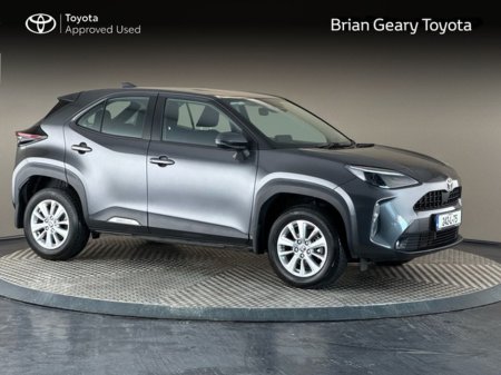 2024 Toyota Yaris Cross HYBRID LUNA €28,950 thumbnail
