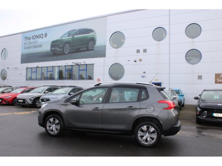 2018 Peugeot 2008 - thumbnail 2