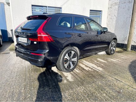 2023 Volvo XC60 T6 RECHARGE PHEV PLUS DARK AWD AUTO 5DR €39,995 thumbnail