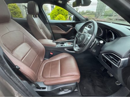 2016 Jaguar F-Pace - thumbnail 11