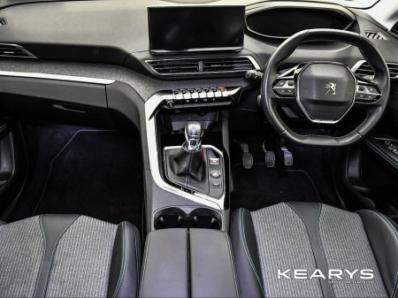 2021 Peugeot 5008 - thumbnail 10