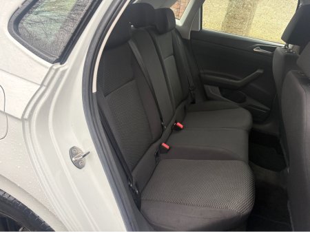 2020 Volkswagen Polo - thumbnail 13