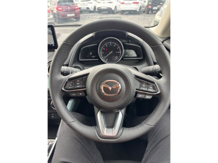 2025 Mazda Mazda2 - thumbnail 8