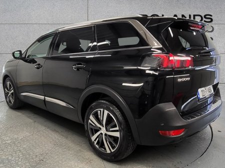 2022 Peugeot 5008 - photo 2