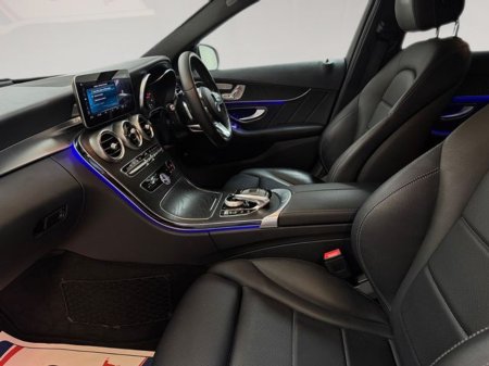 2019 Mercedes-Benz C Class - thumbnail 17