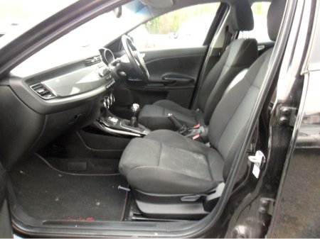 2010 Alfa Romeo Giulietta - thumbnail 10