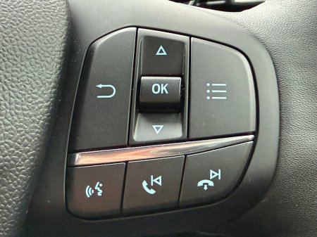 2020 Ford Puma 1.0T EcoBoost mHEV 125PS Titanium €17,950 thumbnail