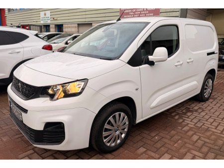 2020 Peugeot Partner PROFESSIONAL PLUS €11,341 thumbnail