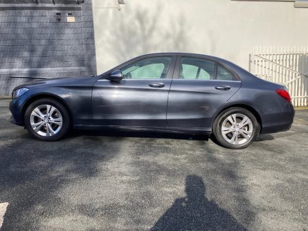 2016 Mercedes-Benz C Class - thumbnail 4