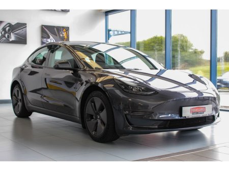 2022 Tesla Model 3 Long Range AWD €28,899 thumbnail