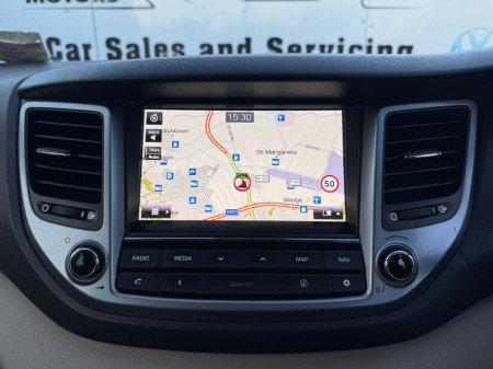 2017 Hyundai Tucson 1.7 EXECUTIVE 5DR €14,999 thumbnail