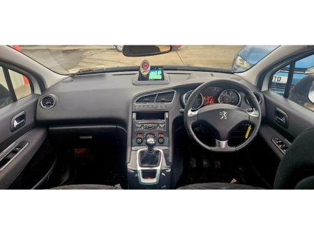 2016 Peugeot 5008 - thumbnail 21