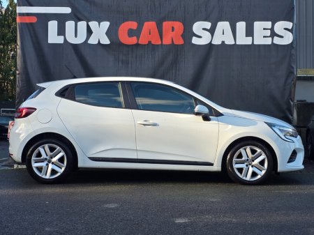 2022 Renault Clio Dynamique TCe 90 €13,950