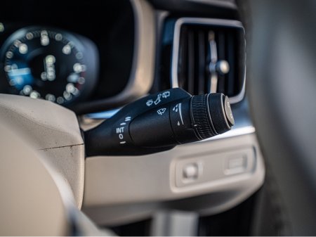 2017 Volvo XC60 172 Volvo XC60 4WD Auto/High spec/1yr warranty €26,888 thumbnail