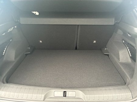 2026 Alfa Romeo Junior Ibrida €44,345 thumbnail