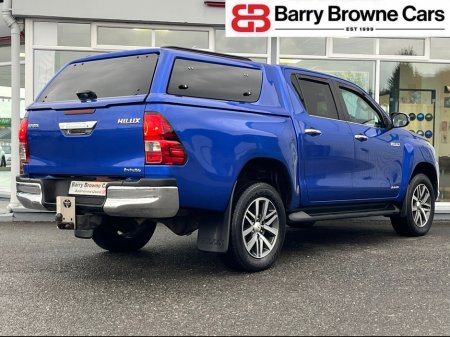 2020 Toyota Hilux 2.4 INVIN D-4D 4WD DCB 4 4DR thumbnail
