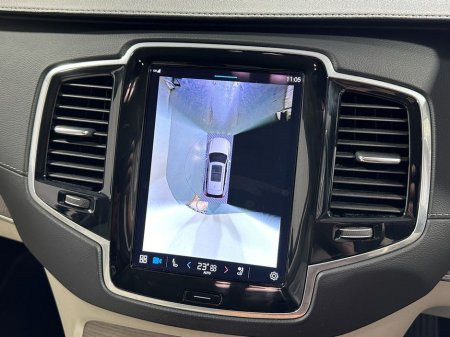 2023 Volvo XC90 T8 AWD Dark Theme €67,800 thumbnail