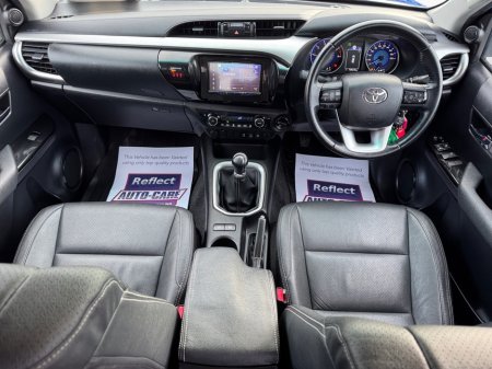 2018 Toyota Hilux - thumbnail 15