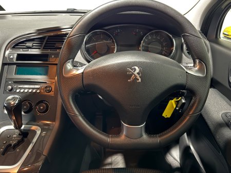 2016 Peugeot 5008 - thumbnail 21