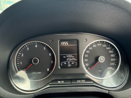 2014 Volkswagen Polo DBA-6RCBZ 5DR AUTO €10,950 thumbnail