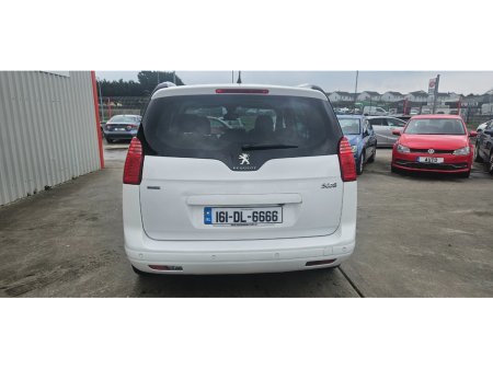 2016 Peugeot 5008 - thumbnail 11