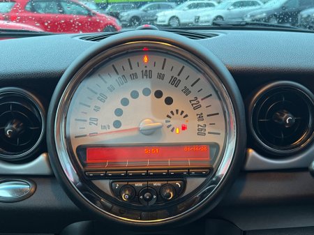 2013 MINI Hatch  €8,950 thumbnail