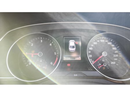 2022 Volkswagen Passat - thumbnail 22