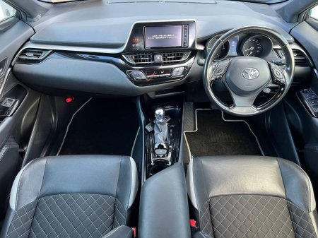 2019 Toyota C-HR - thumbnail 10