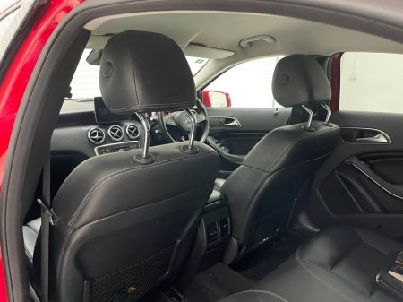 2016 Mercedes-Benz A Class A180 d URBAN €11,495 thumbnail