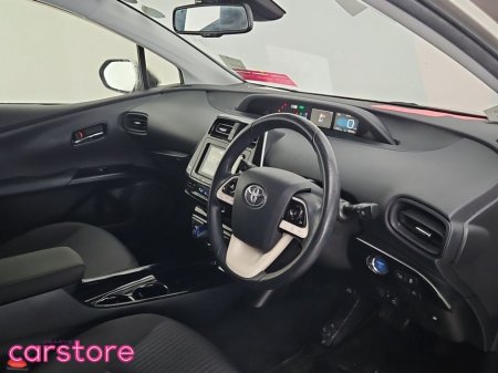 2017 Toyota Prius - thumbnail 9