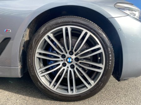 2020 BMW 5 Series - thumbnail 5