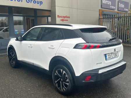 2022 Peugeot 2008 1.2 Puretech 100bhp Allure €21,895 thumbnail