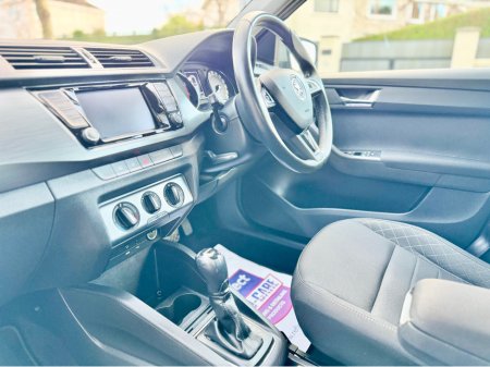 2018 Skoda Fabia STYLE 1.0 TSI!!AUTO!!ONLY 32K MLS!! €13,950 thumbnail