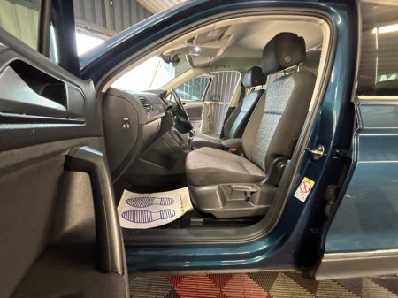 2022 Volkswagen Tiguan - thumbnail 17