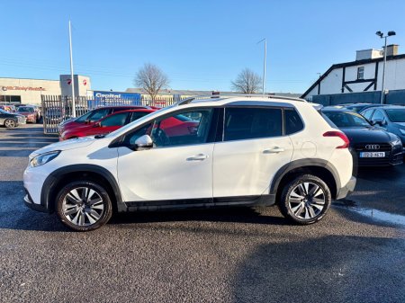 2017 Peugeot 2008 1.2 ALLURE  AUTOMATIC ** TOP SPEC ** 2 KEYS ** SUPERB EXAMPLE ** €11,995 thumbnail