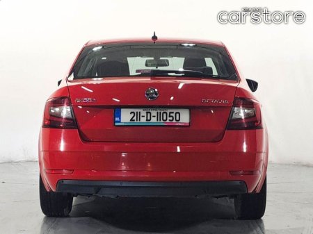 2021 Skoda Octavia - thumbnail 4