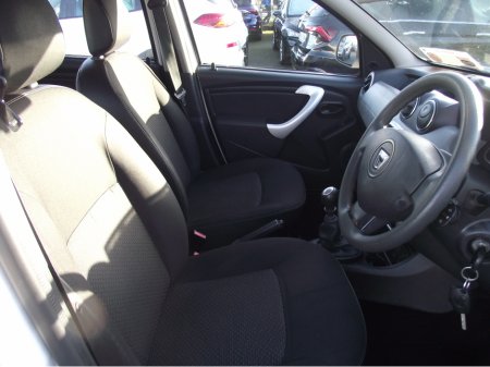 2014 Dacia Duster 1.5DCI AMBIANCE  5DR 110PS €4,750 thumbnail